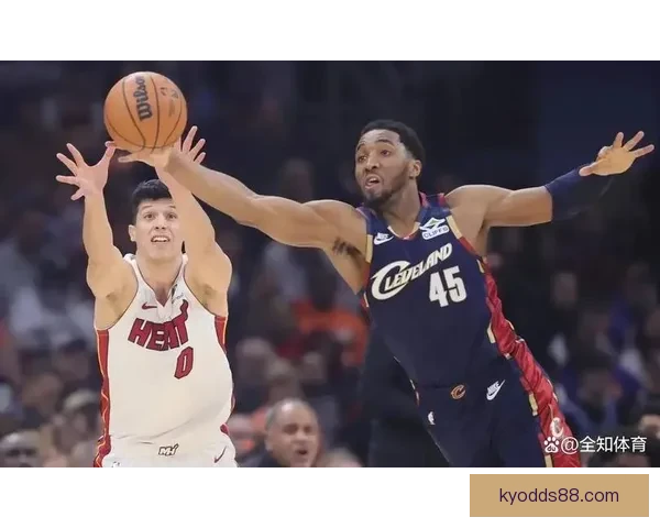 阿伦复出助力骑士内线 强攻强防成为球队主心骨